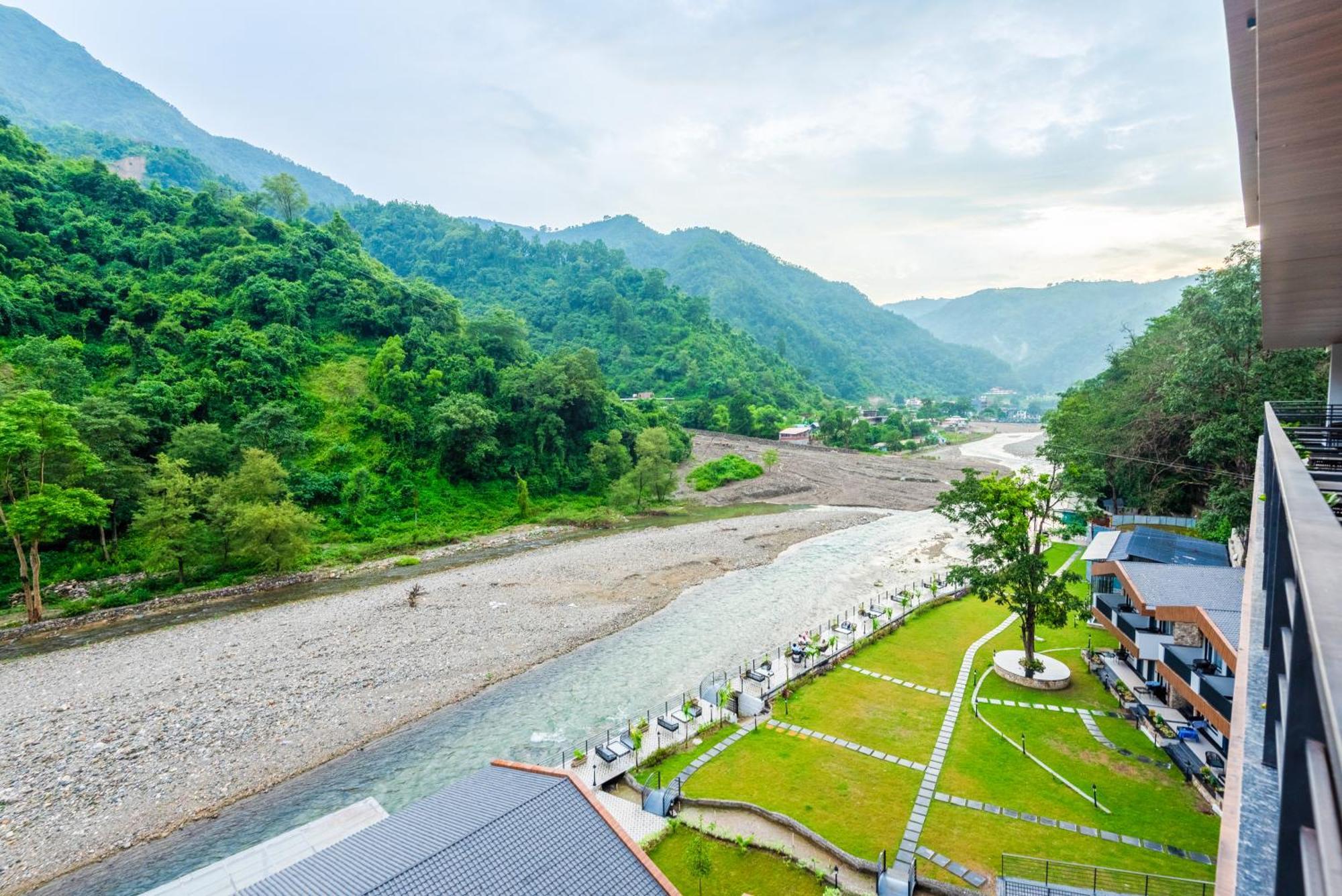 Dls Divine River Resort And Spa, Rishīkesh المظهر الخارجي الصورة